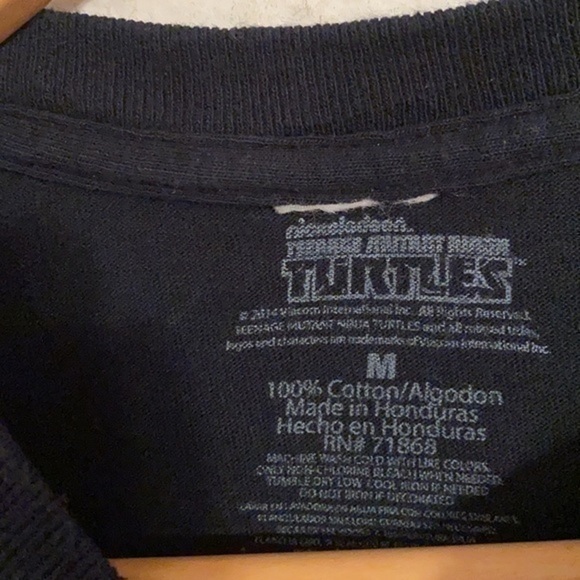 NINJA TURTLES BLACK GRAPHIC SHIRT MEDIUM - Picture 2 of 3